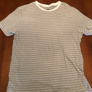 Men’s Medium shirt